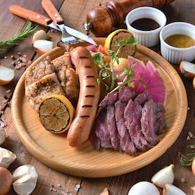 肉！肉！肉！肉好きのためのGABIRICO特製『肉盛りプレート』！